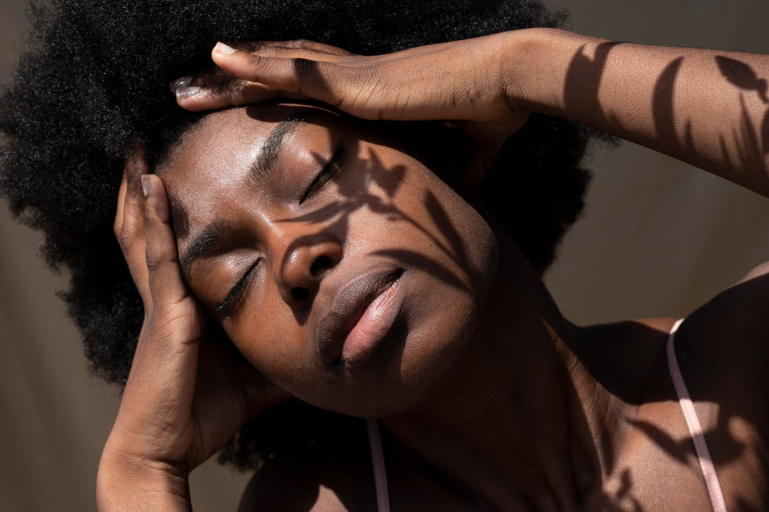 Peau sèche africaine : pourquoi ta peau a soif, et ce qu'elle attend vraiment